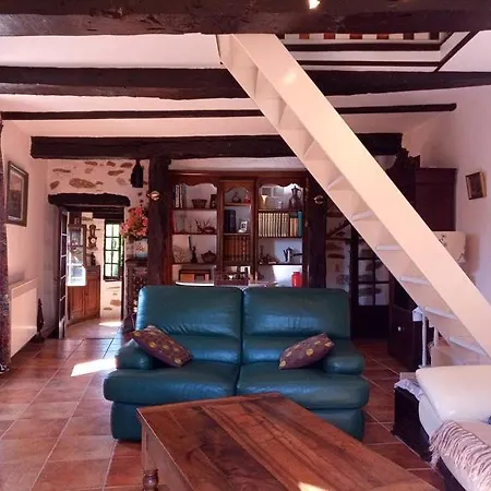 Maison De Village Chez Cathy Tatil Evi